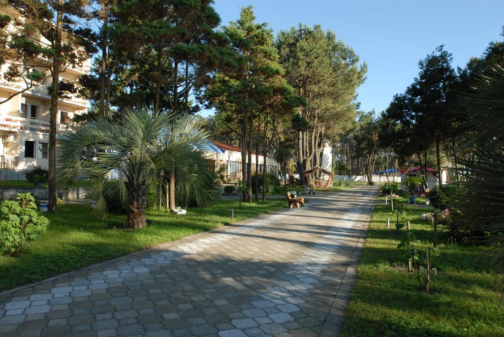 אורקי Kolkhida Resort & Spa מראה חיצוני תמונה