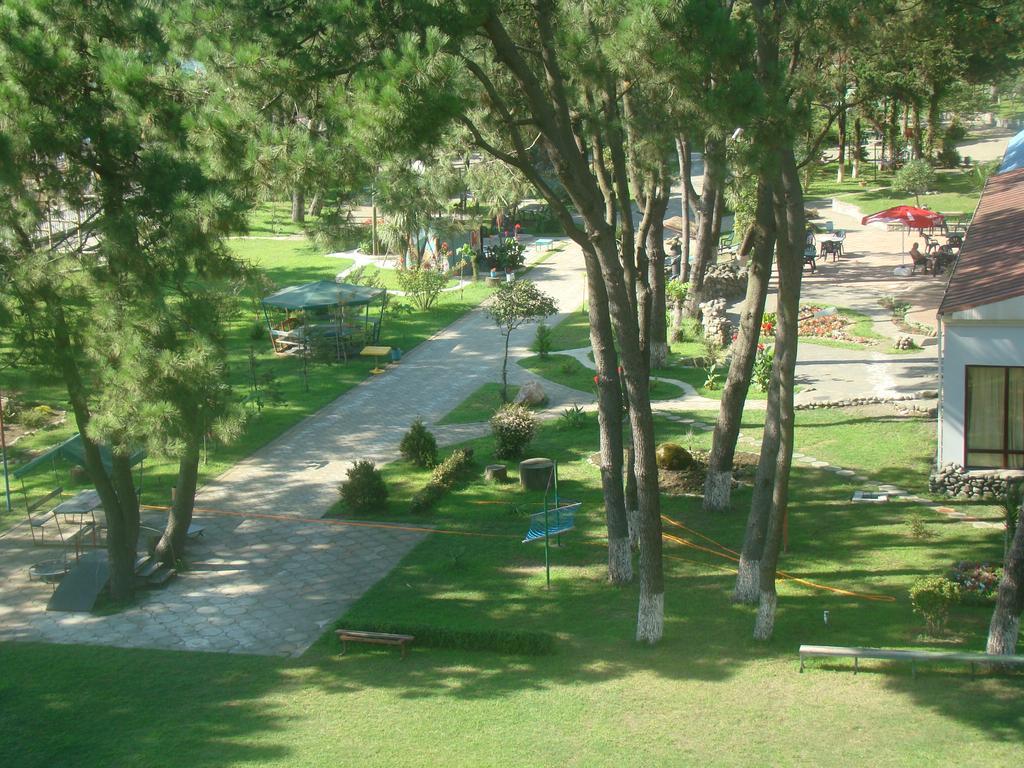 אורקי Kolkhida Resort & Spa מראה חיצוני תמונה