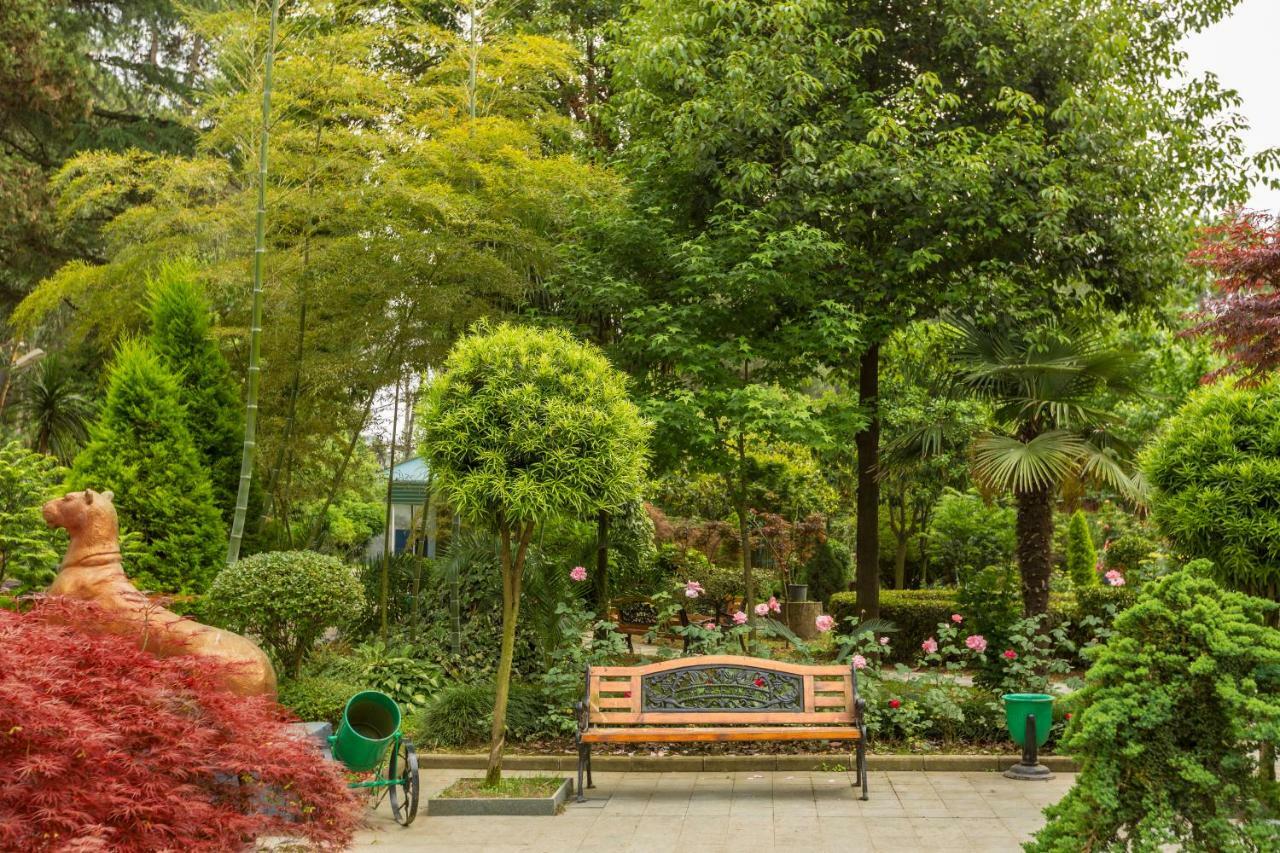 אורקי Kolkhida Resort & Spa מראה חיצוני תמונה