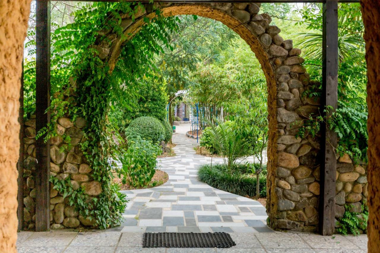 אורקי Kolkhida Resort & Spa מראה חיצוני תמונה
